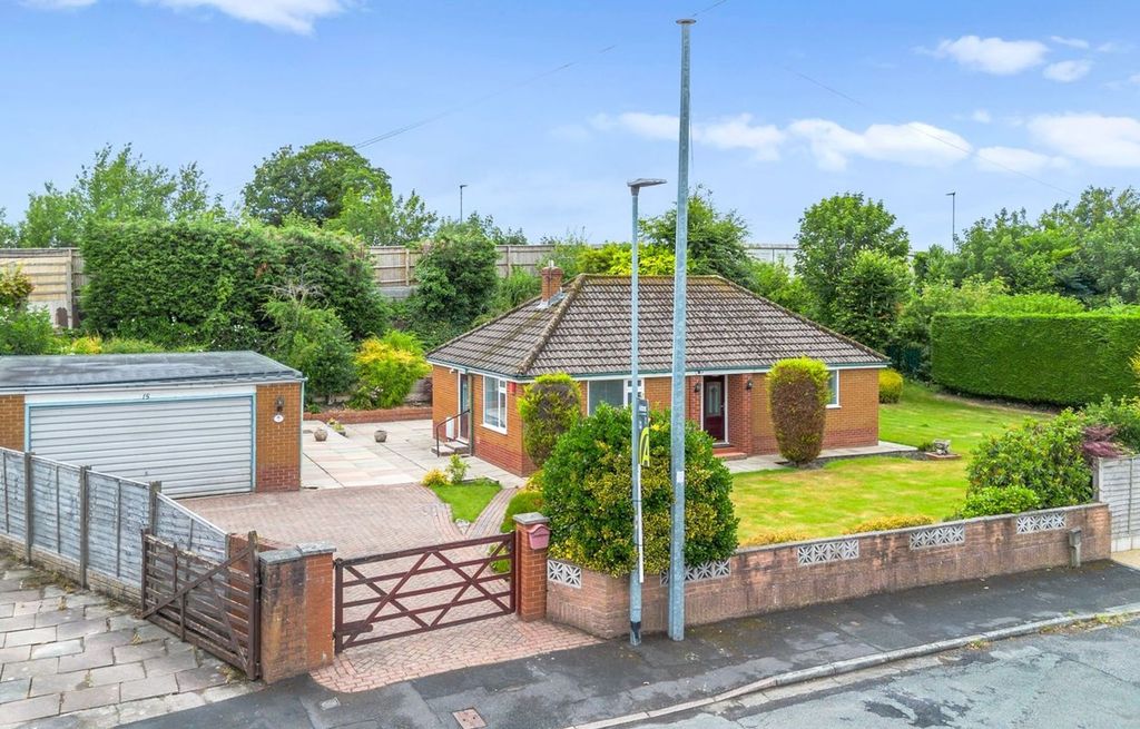 Property photo 1 of 24