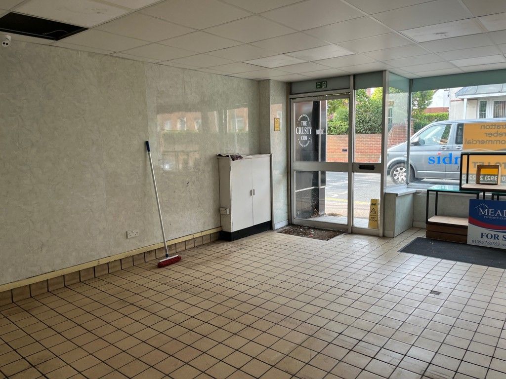 Property photo 3 of 7 Photo 3