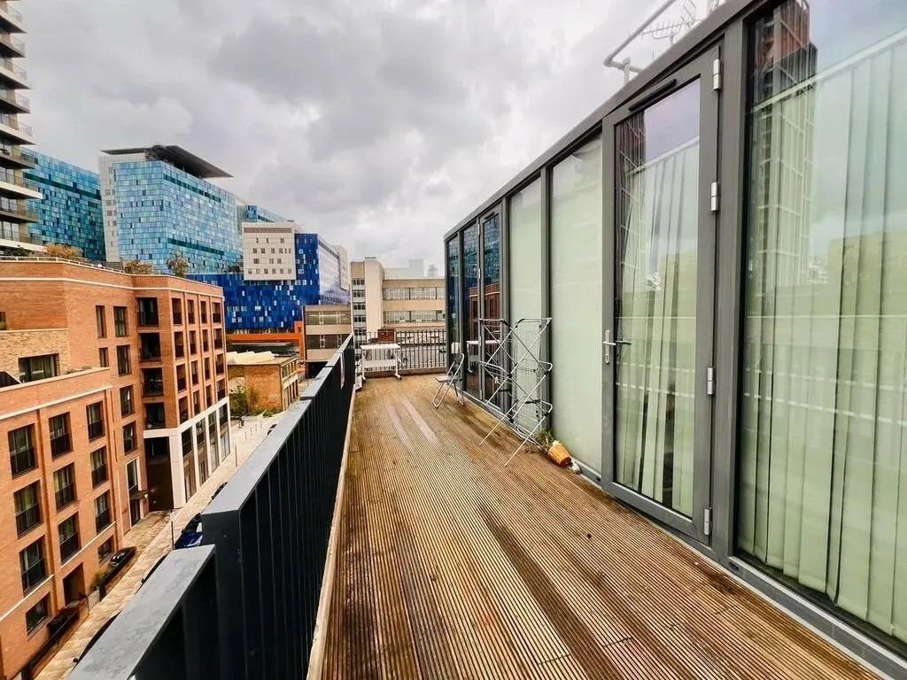 Property photo 3 of 6