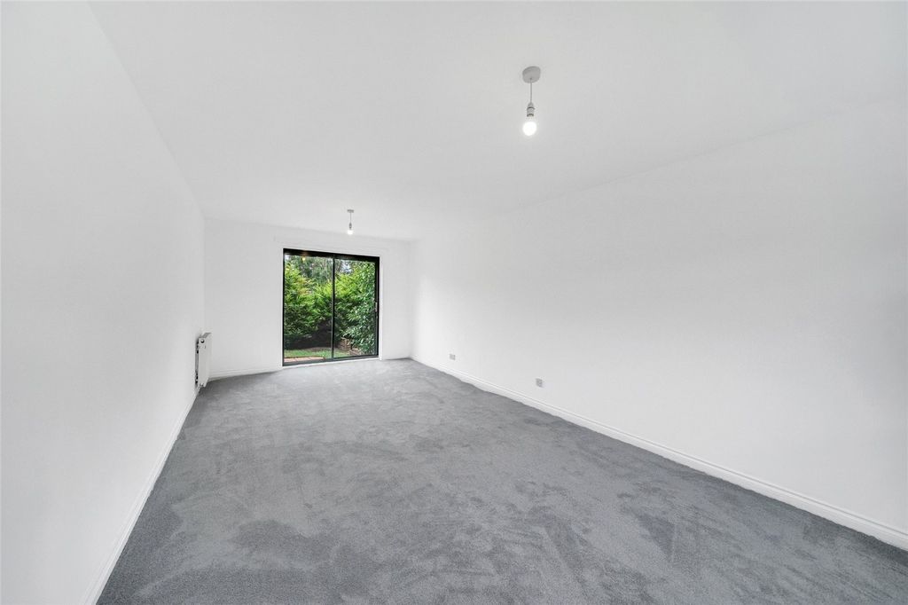 Property photo 3 of 21 Picture No. 20