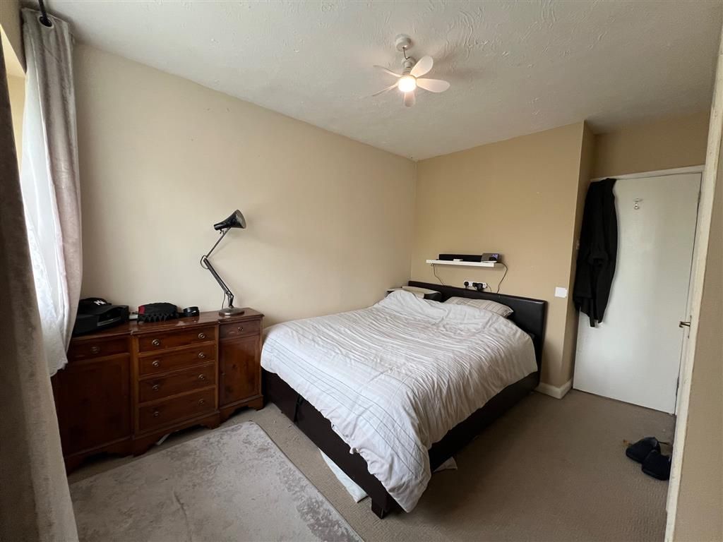 Property photo 3 of 8 Bedroom
