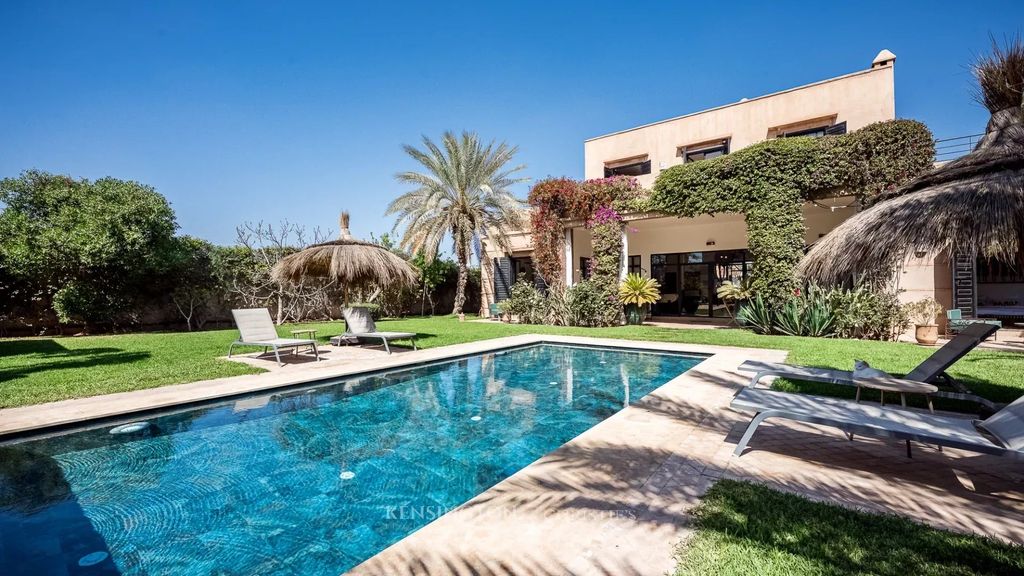 Property photo 1 of 39