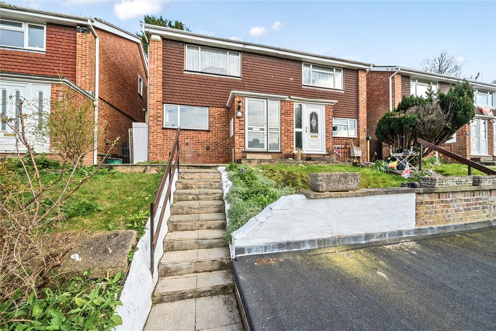 Property photo 1 of 21 Picture No. 04