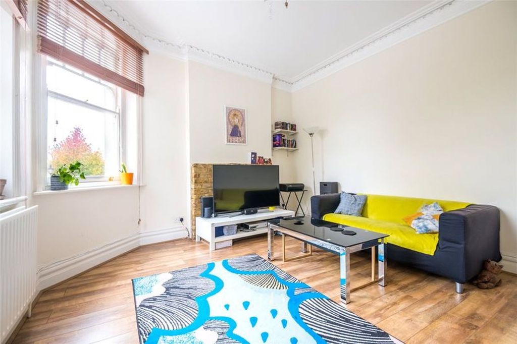 Property photo 3 of 8