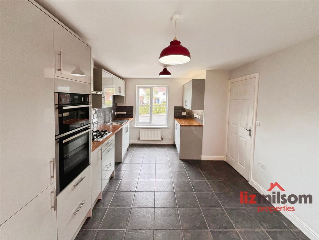 Property photo 2 of 29 9E48Dd61-Img_8073.Jpg