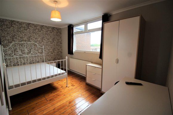 Property photo 3 of 10 9364193.Jpg