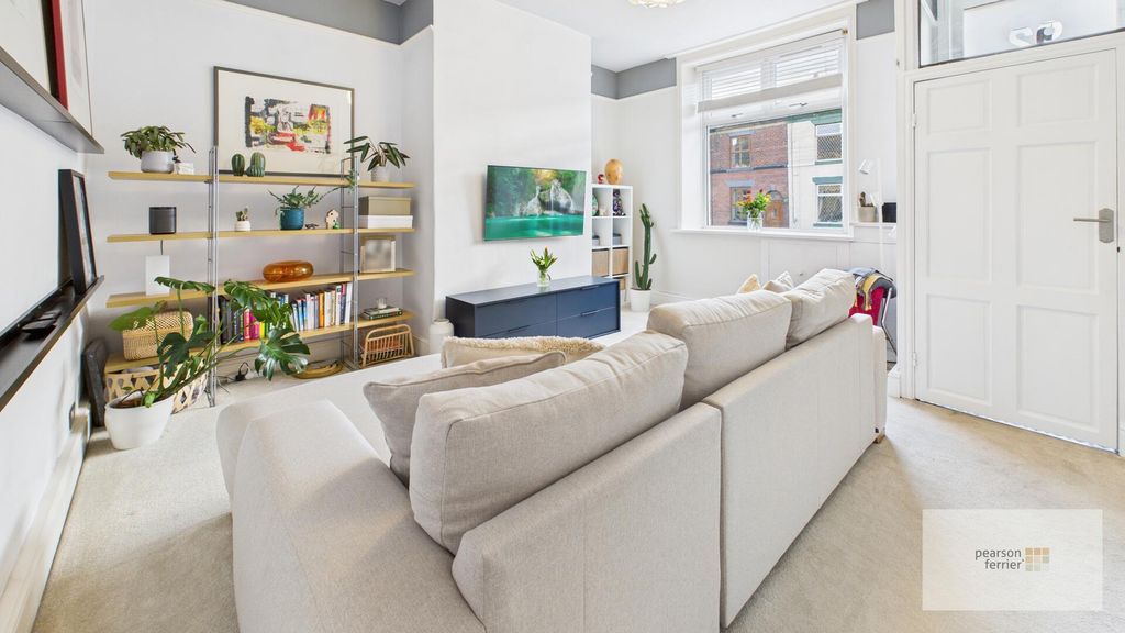 Property photo 2 of 12 Living Room