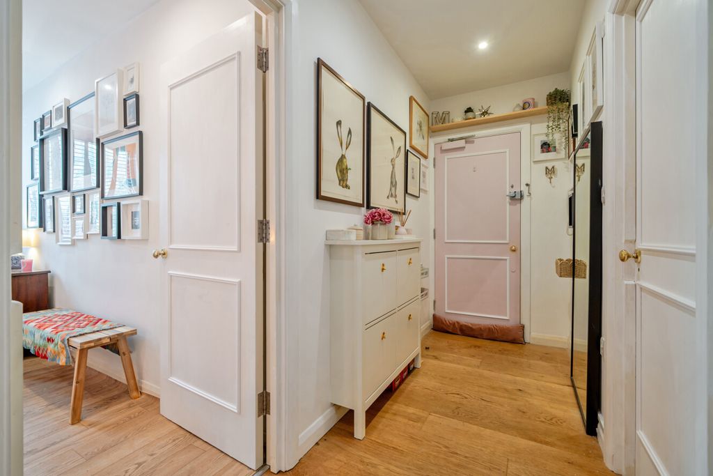 Property photo 3 of 13 1456475-15-6A0197...