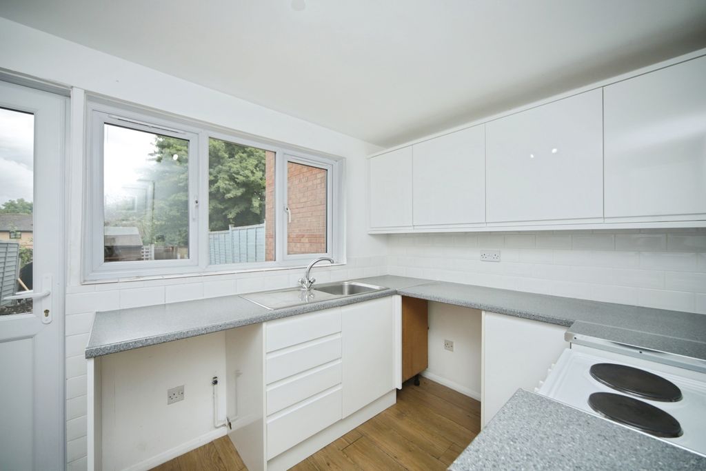 Property photo 3 of 13 Photo