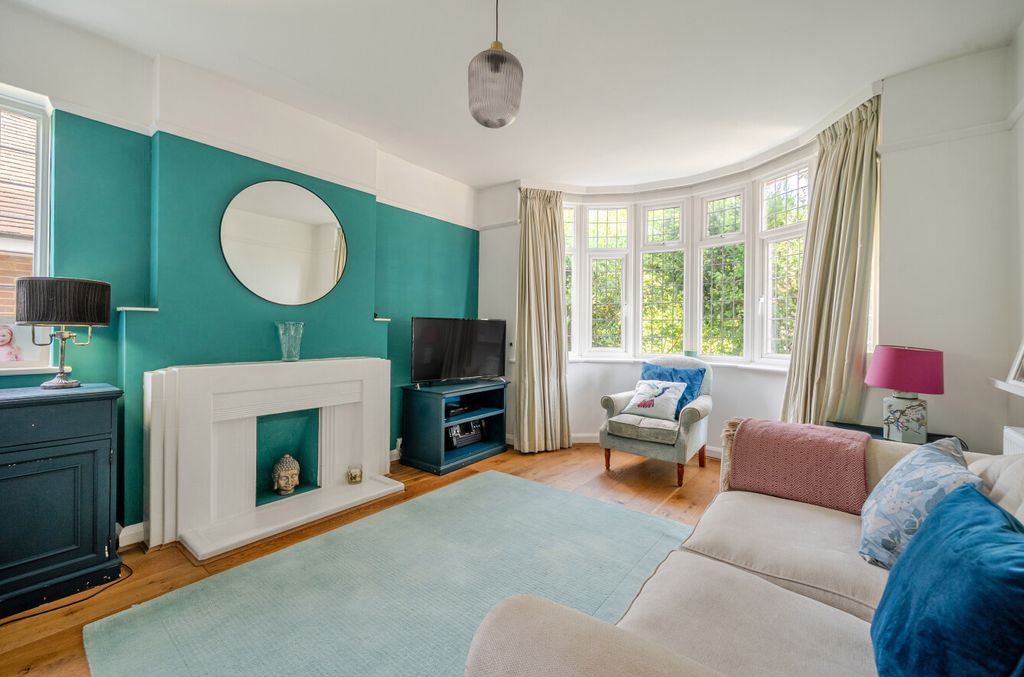 Property photo 2 of 43 1495571-31-6A5Dfe...