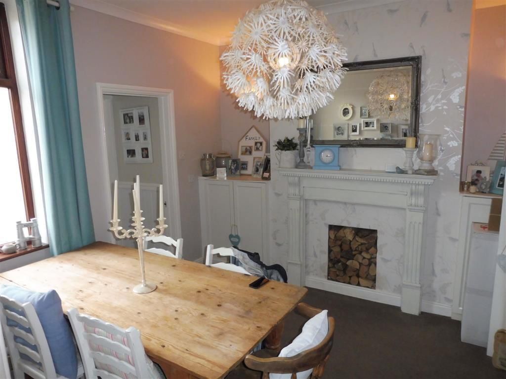 Property photo 3 of 12 Dining Room