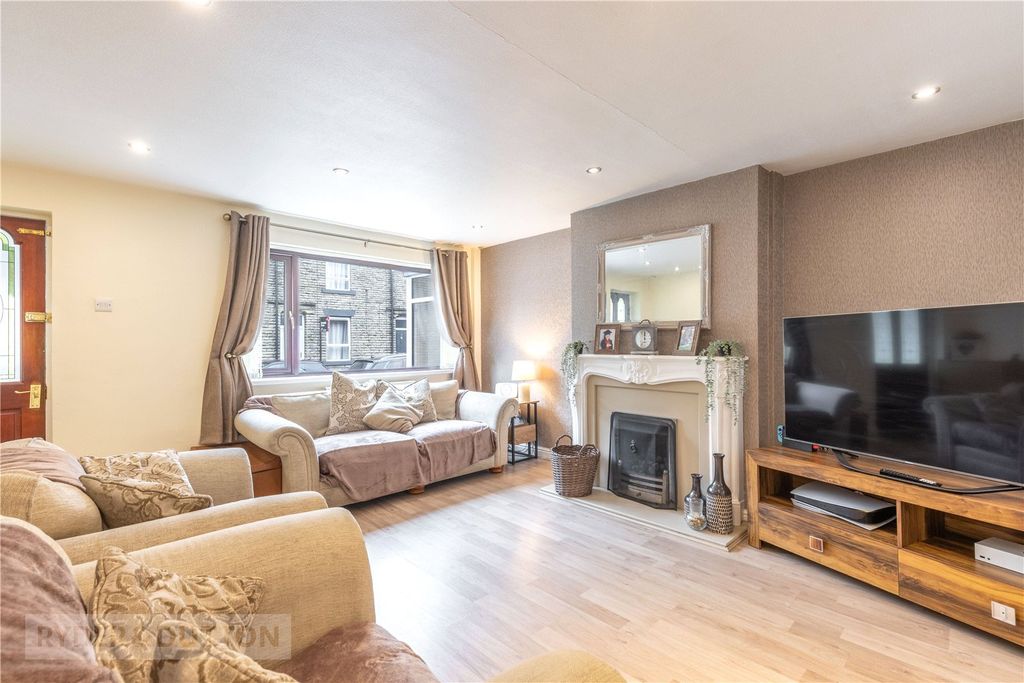 Property photo 3 of 20 Picture No. 09