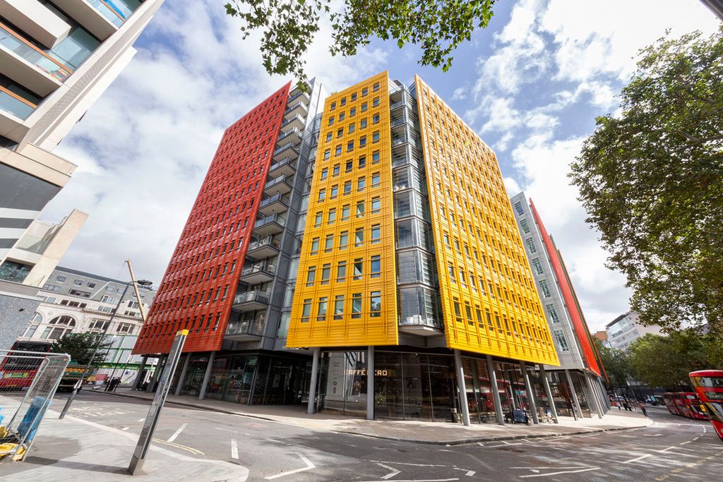 Property photo 1 of 8