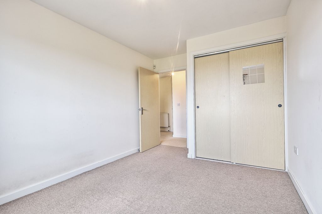 Property photo 3 of 15 10