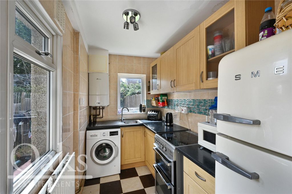 Property photo 3 of 8 Picture No. 07