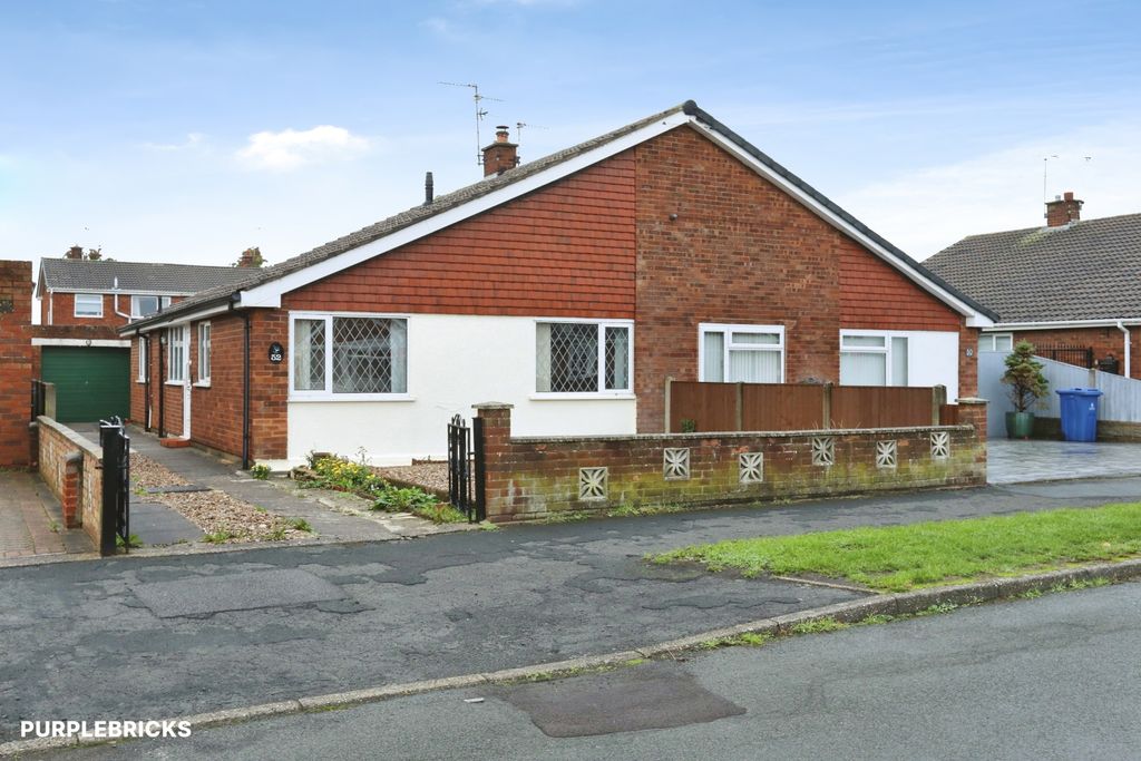 Property photo 1 of 21