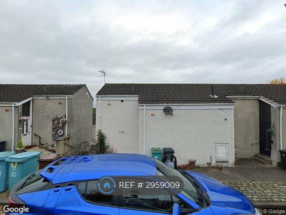 Property photo 1 of 9