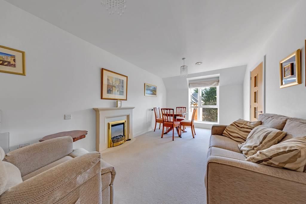 Property photo 2 of 18 08-83c1_J2A0896-Small.Jpg