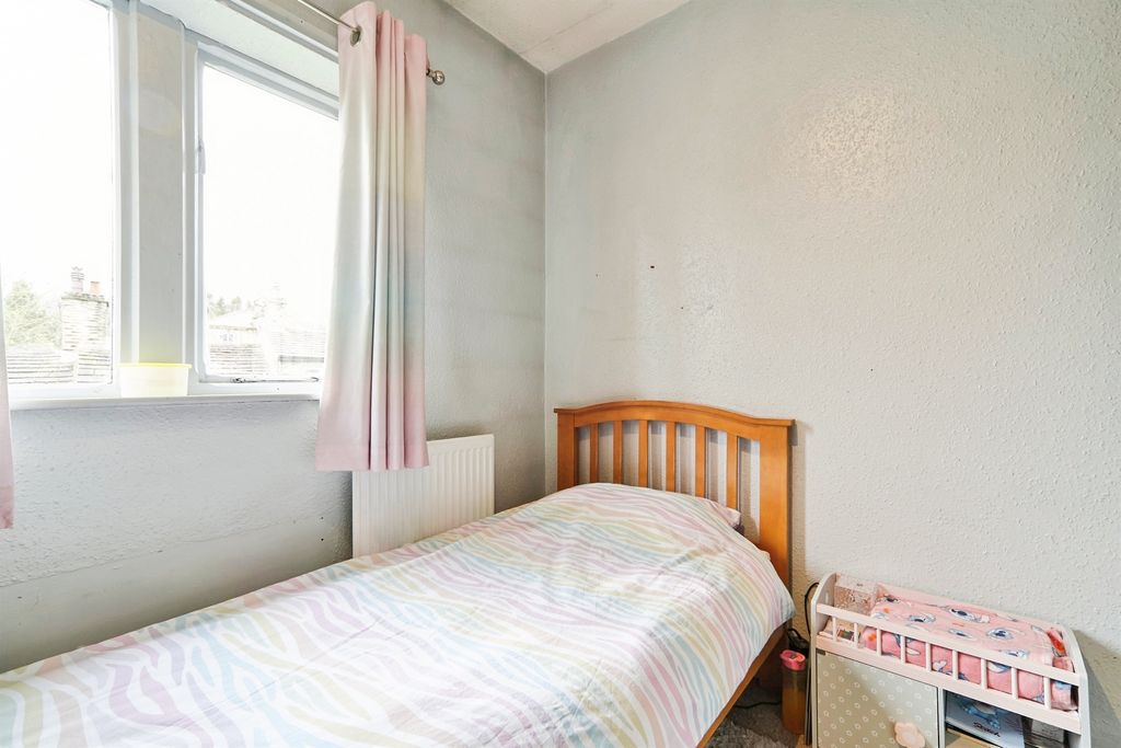 Additional image 6 of 2 bed flat for saleHollings Street, Bingley BD16