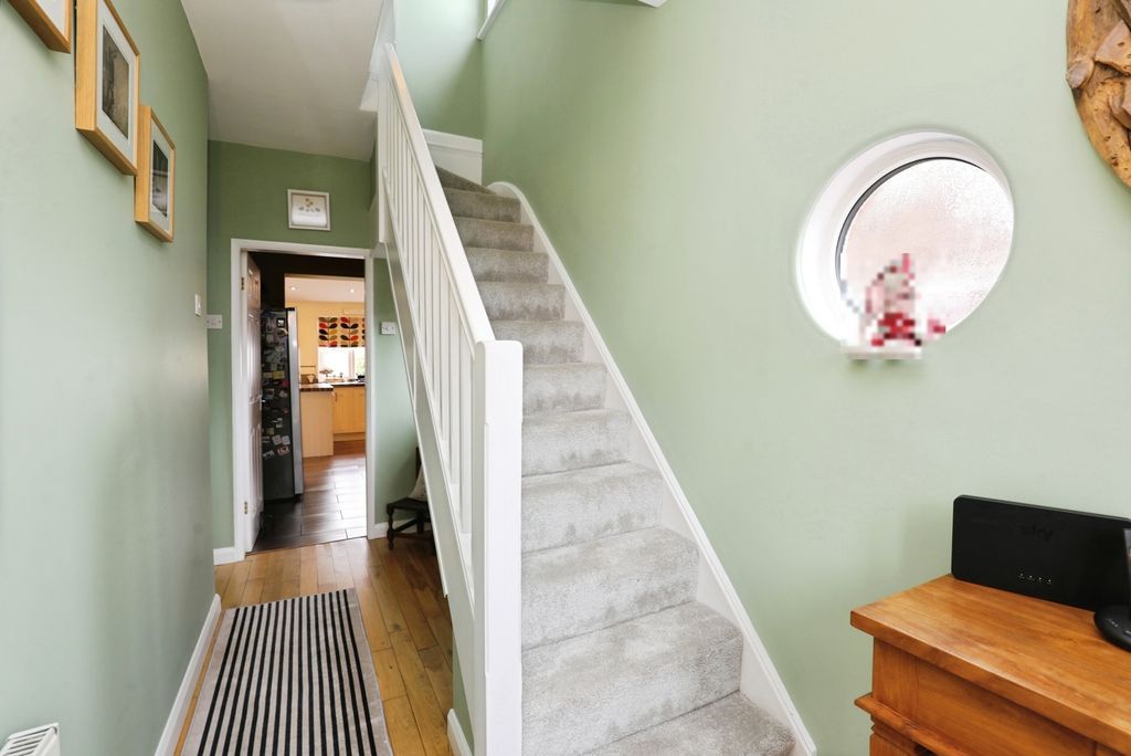 Property photo 2 of 29 Pbox-Img.Jpg