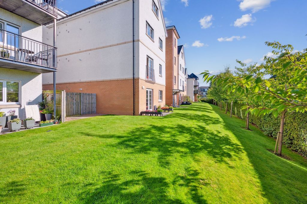 Additional image 17 of 2 bed flat for saleRollock Street, Stirling FK8