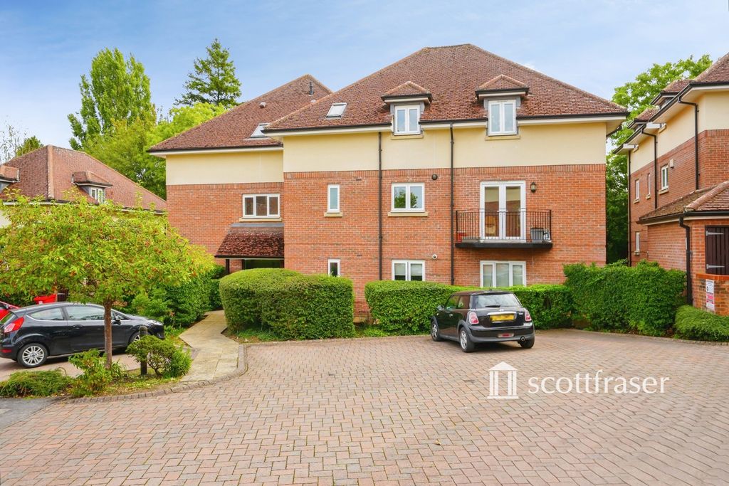 Property photo 1 of 16 Pbox-Img.Jpg