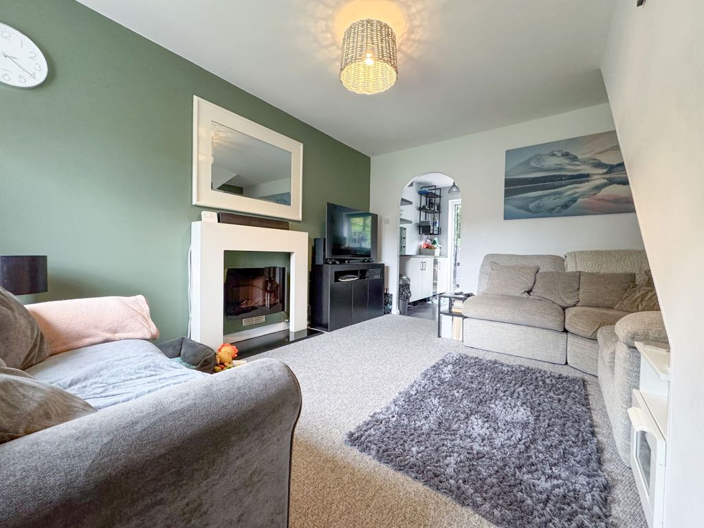 Property photo 3 of 16