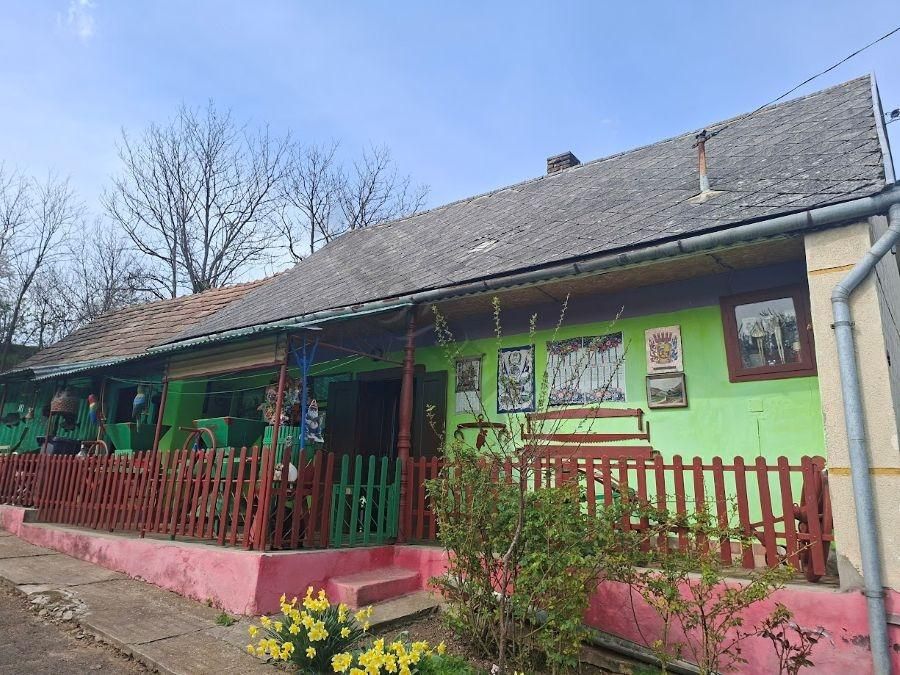 Property photo 2 of 6