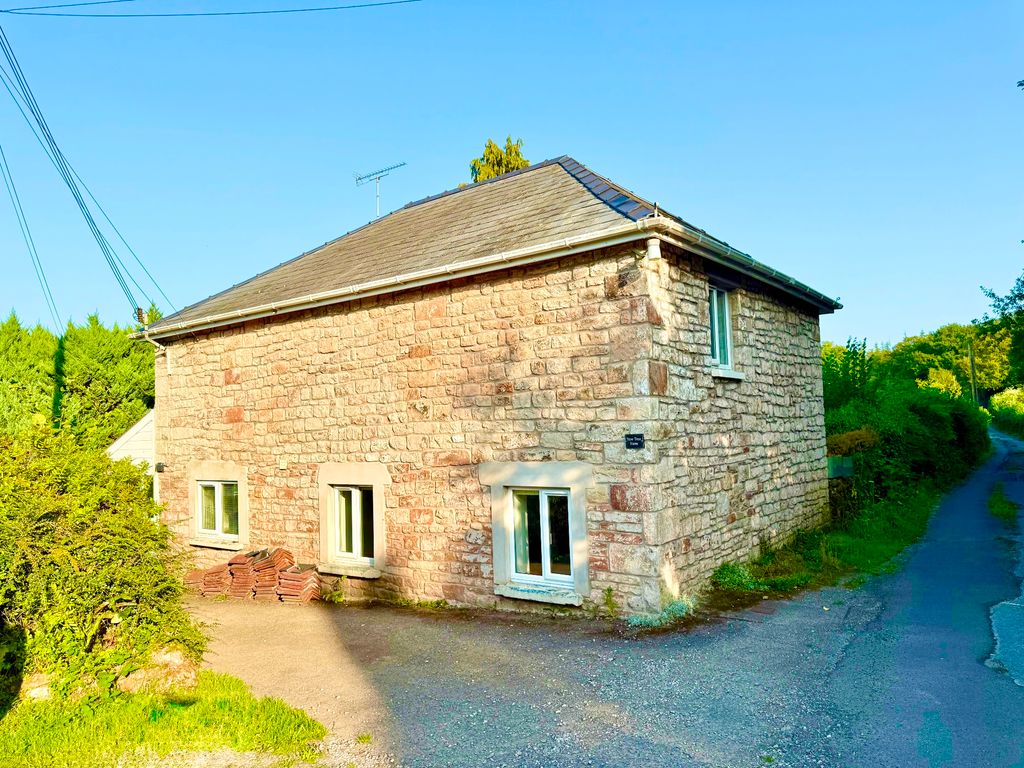 Property photo 1 of 35