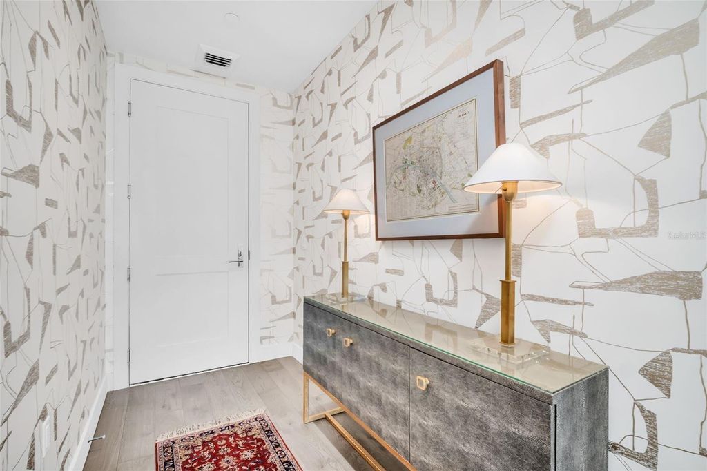 Property photo 3 of 19 <Alttext/>