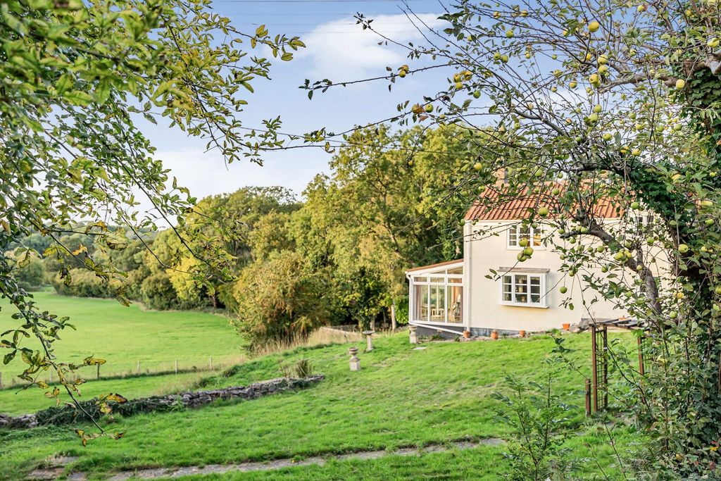 Property photo 3 of 20