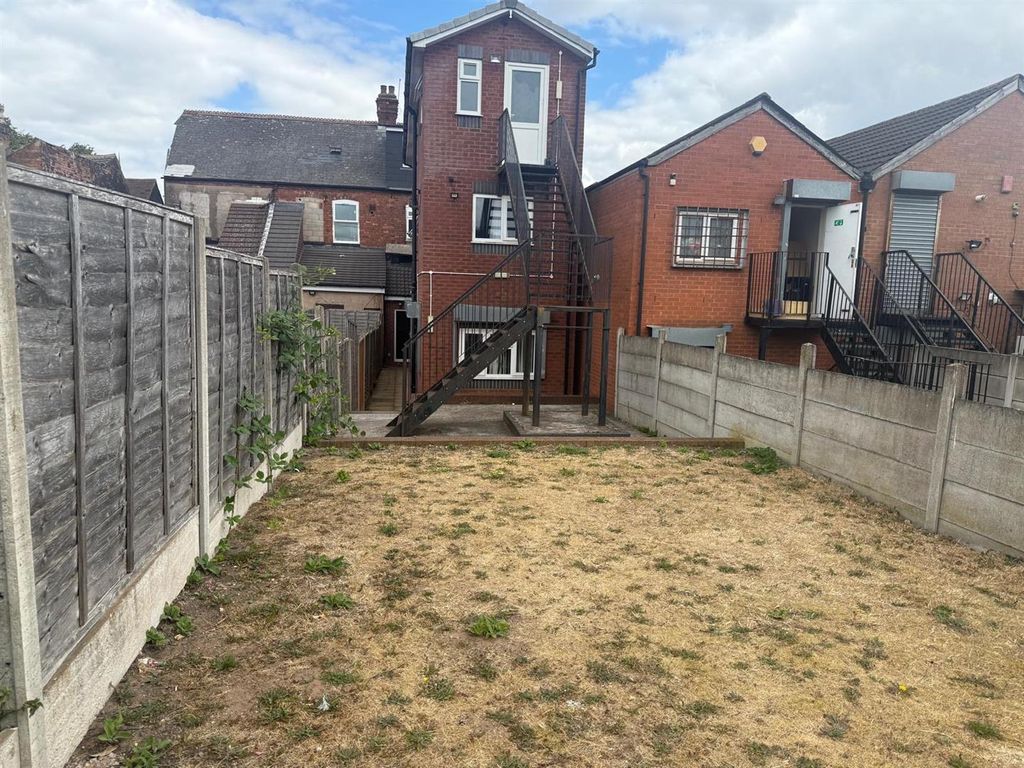 Property photo 3 of 5 37A83c0A-2E71-4670-8d7c-Ea6Bd89d3206.Jpg