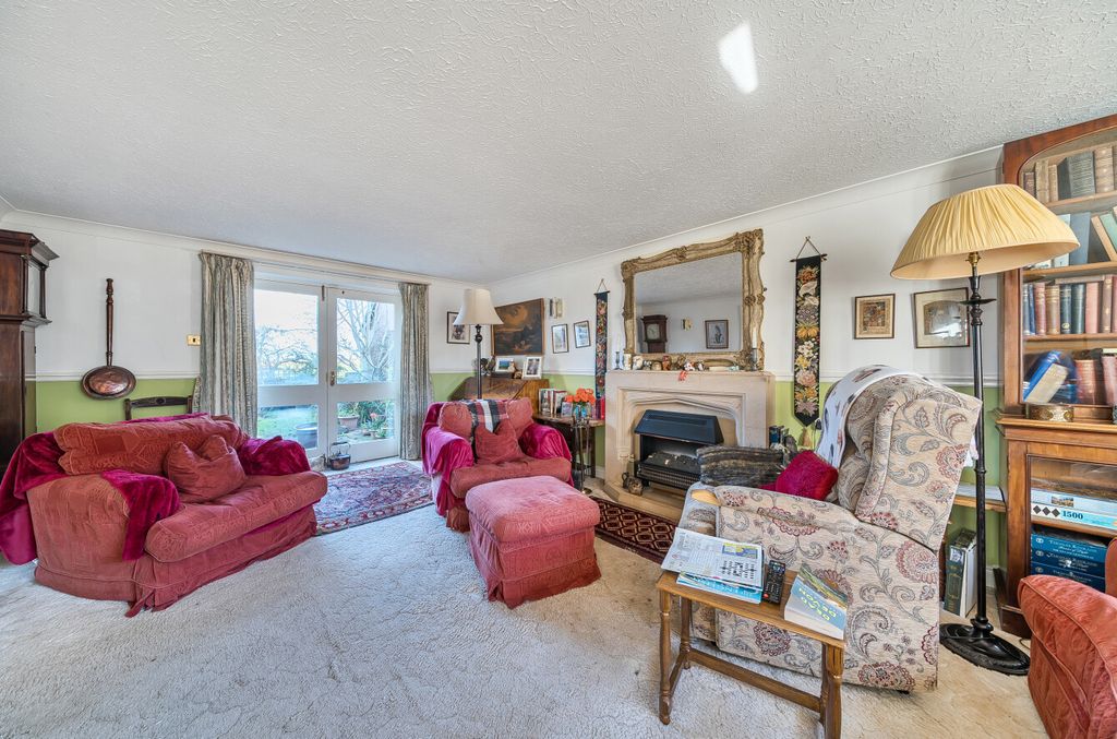 Property photo 2 of 20 1394251-15-694560...