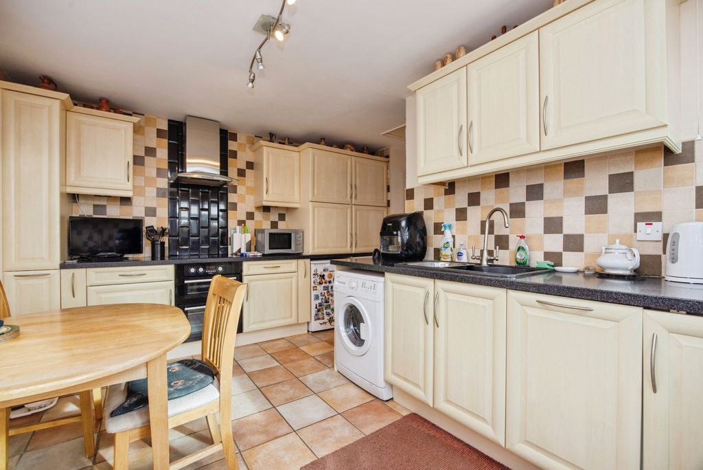 Property photo 2 of 19 Pbox-Img.Jpg