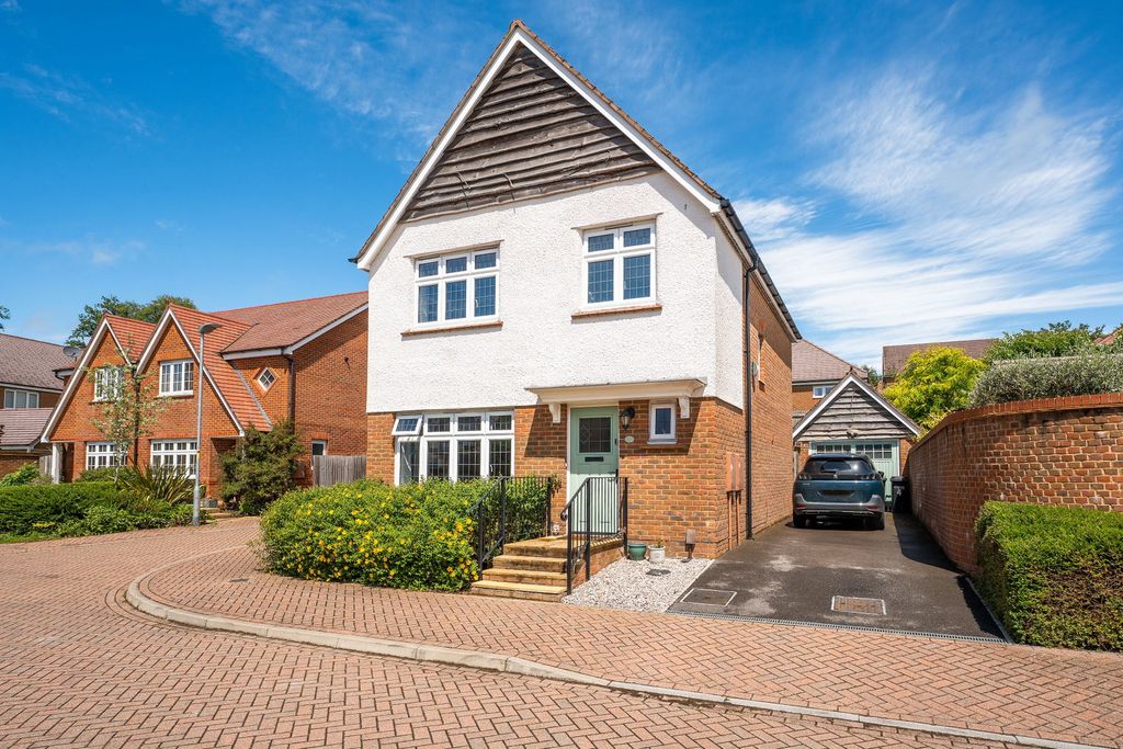 Property photo 1 of 19
