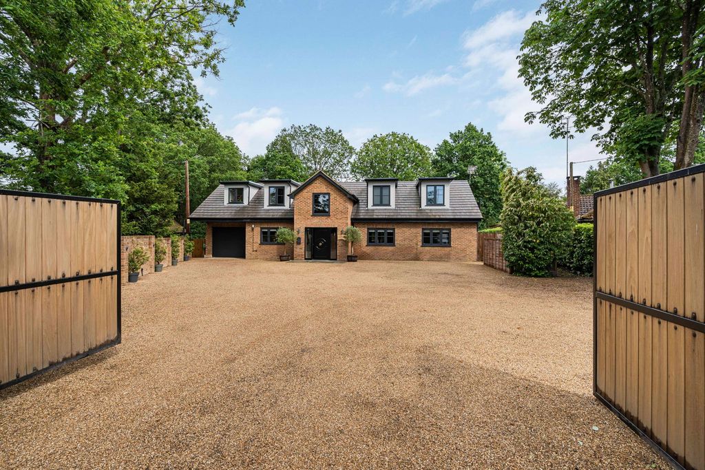 Property photo 1 of 37