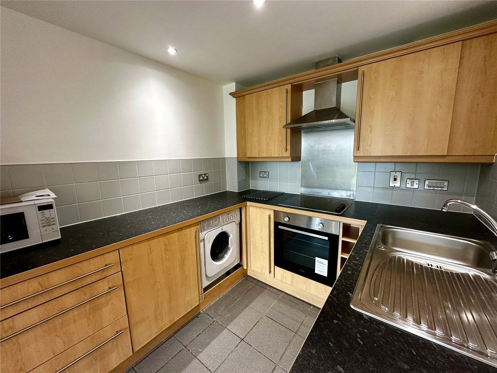 Property photo 3 of 9 Picture No. 02