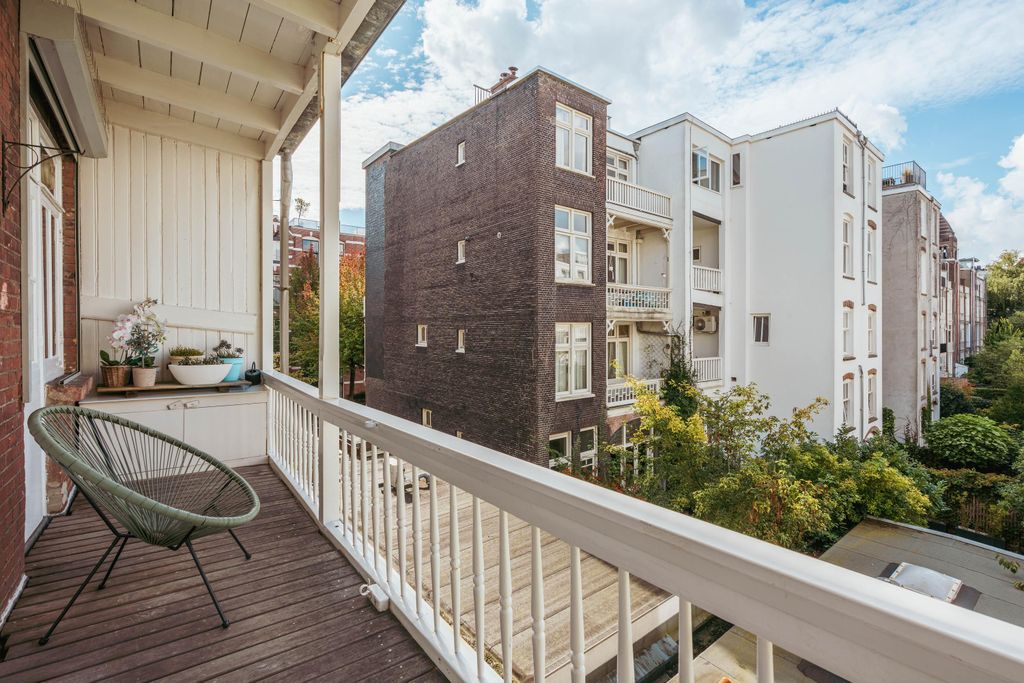 Property photo 3 of 49