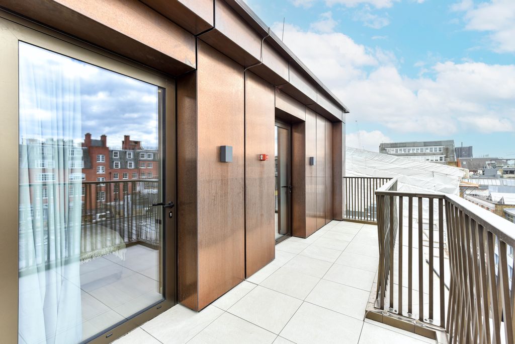 Property photo 3 of 23 10 Carnaby Lofts-44