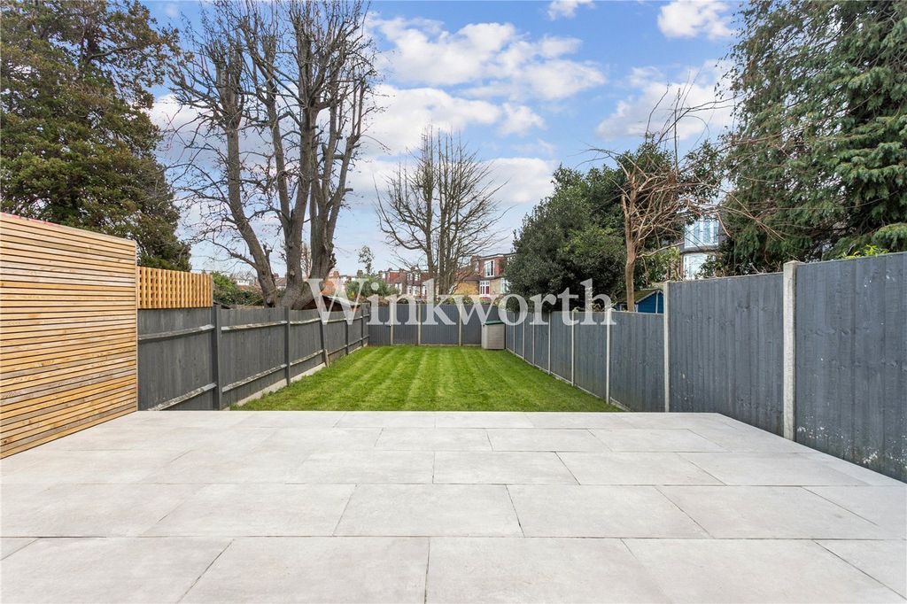 Property photo 3 of 15 Picture No. 08