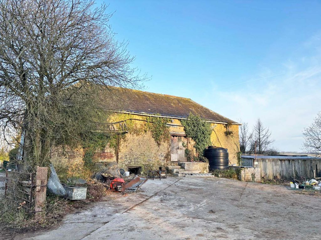 Property photo 1 of 10
