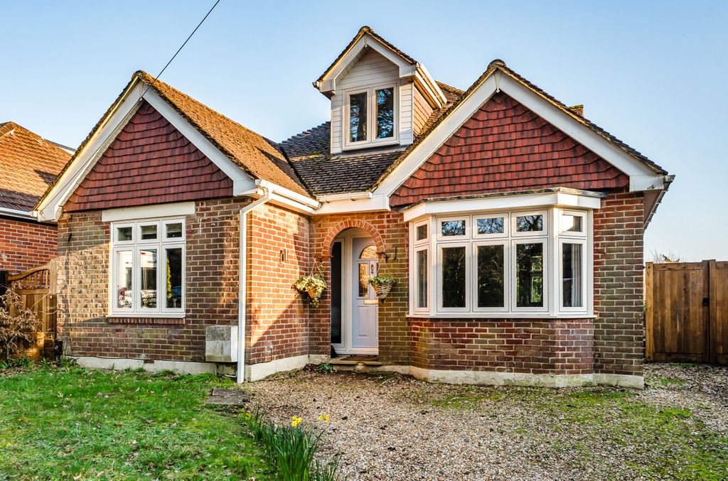 Property photo 1 of 13 1420888-9-69A8802...