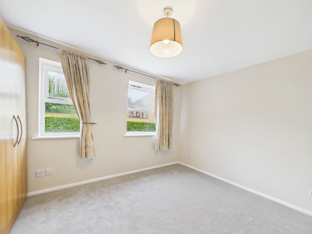 Property photo 1 of 4