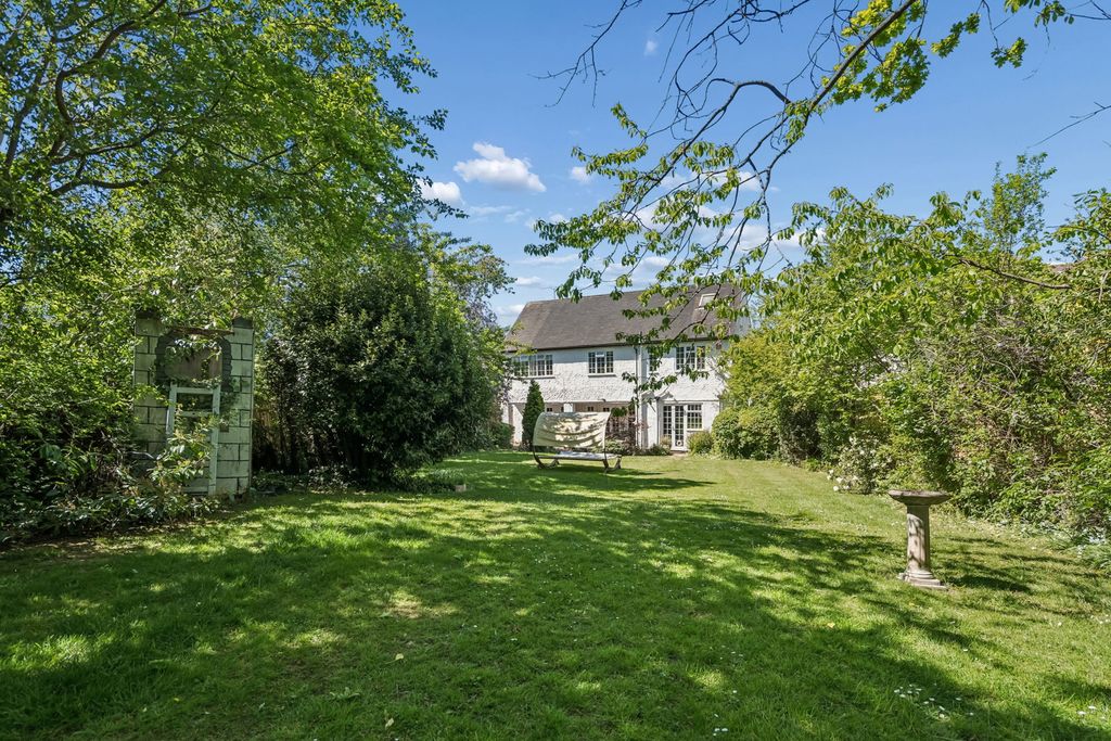 Additional image 18 of 6 bed detached house for saleCuckoo Hill Road, Pinner HA5