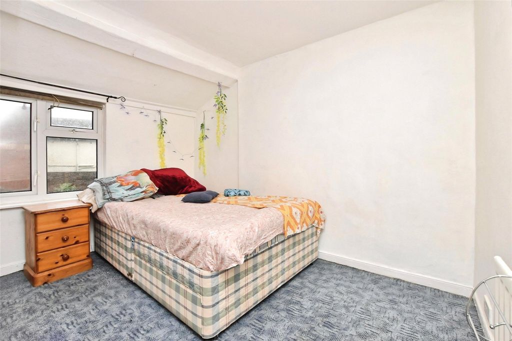 Property photo 2 of 12 Bedroom Two