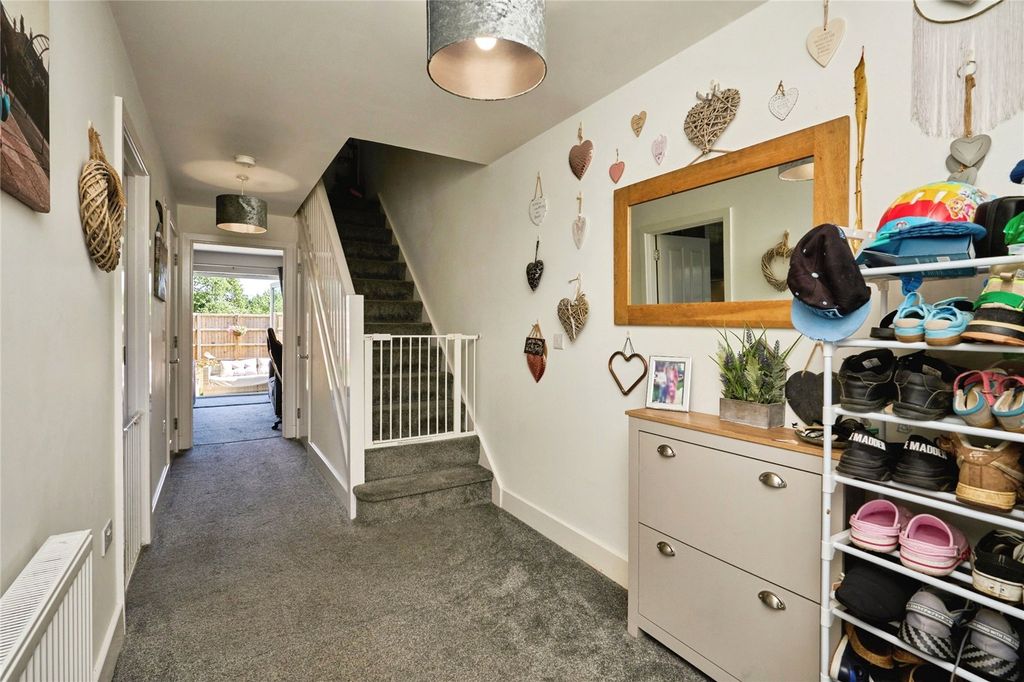Property photo 2 of 20 Picture No. 21