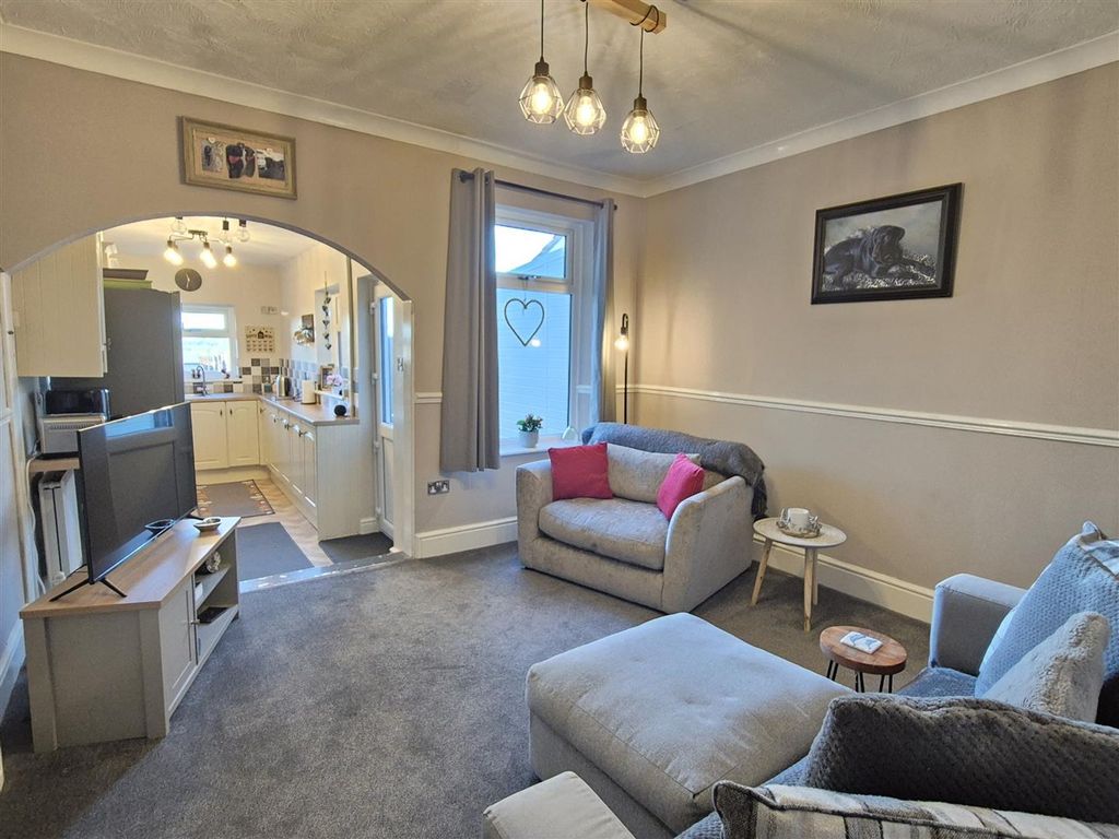 Property photo 3 of 15 20260102_113341.Jpg