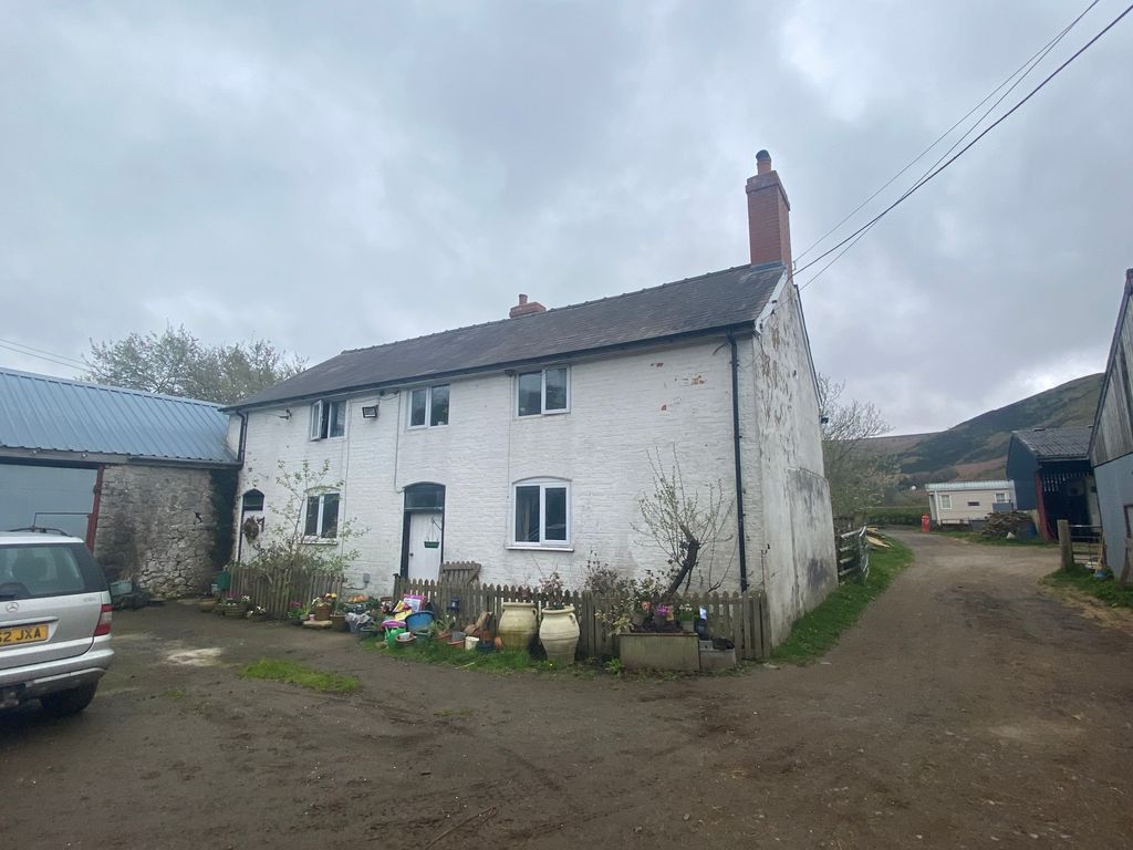 Property photo 1 of 1