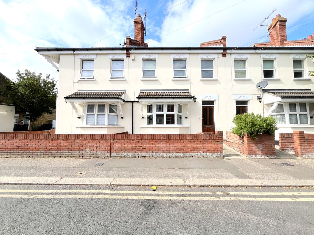 Property photo 1 of 6