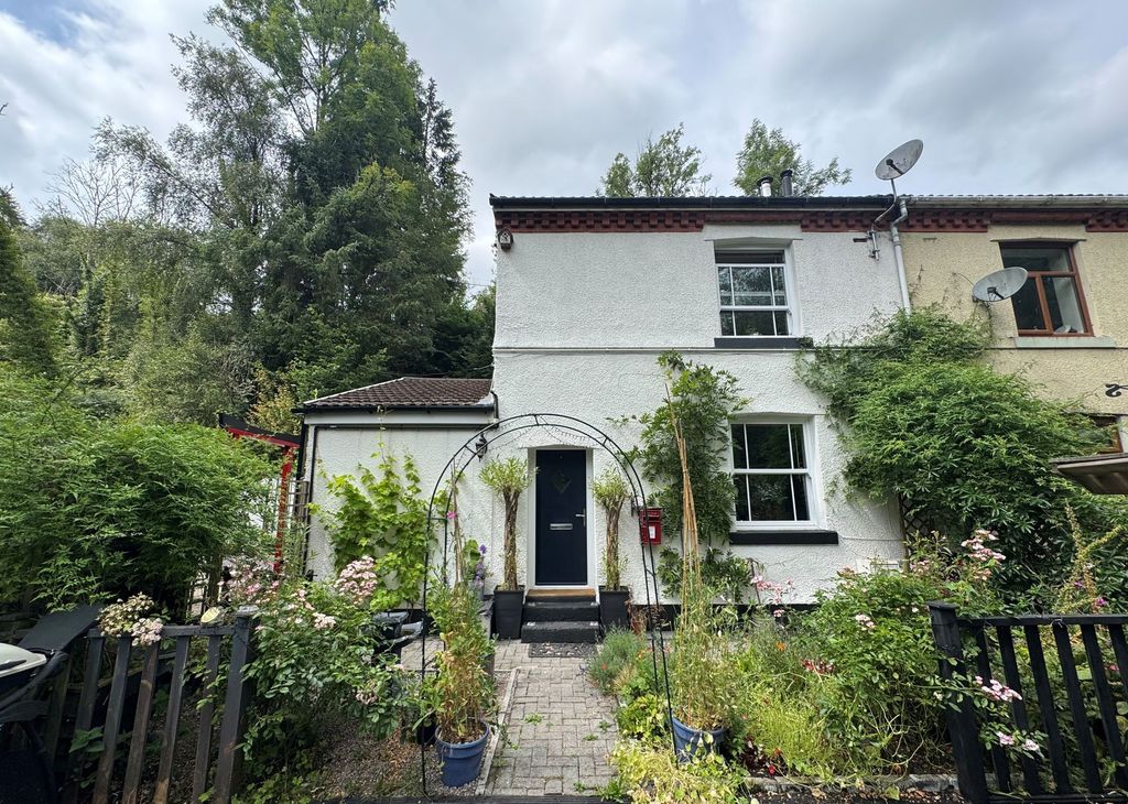 Property photo 1 of 48